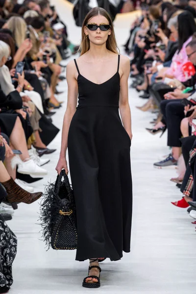 Look 53